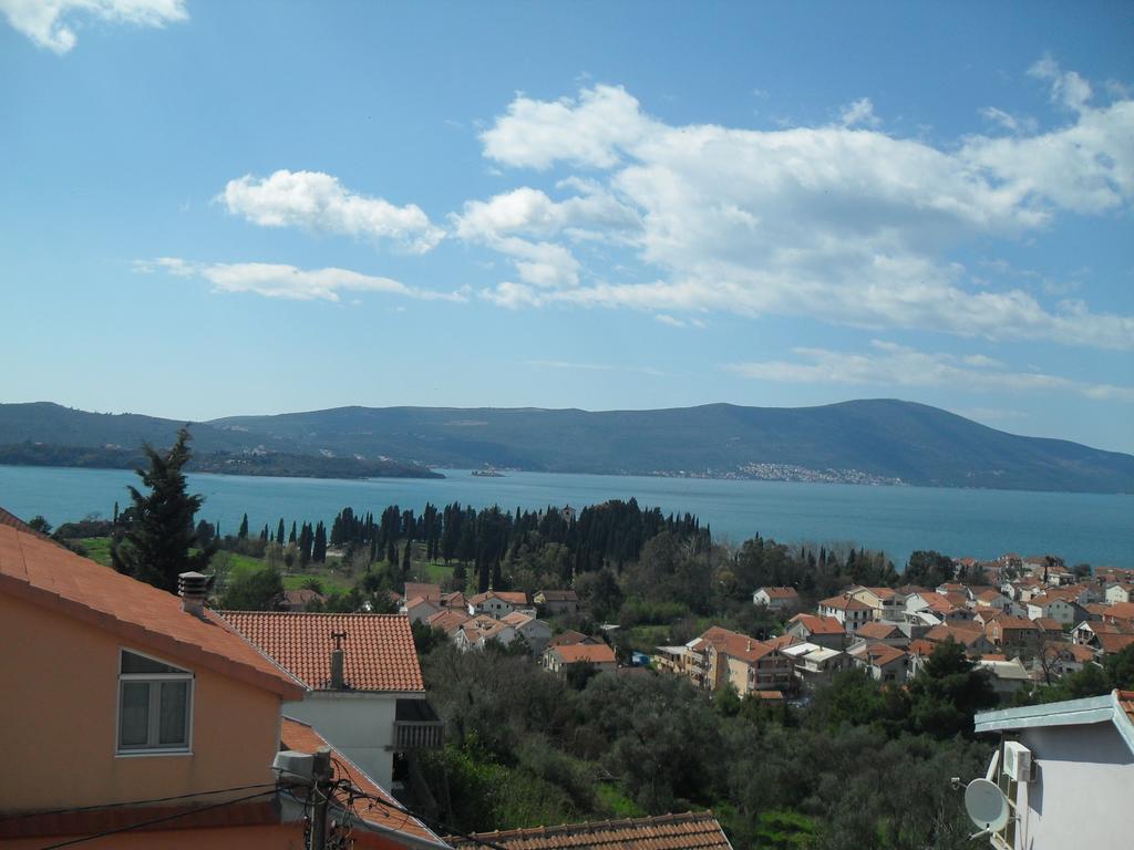 Apartmani Petar Tivat Exteriör bild